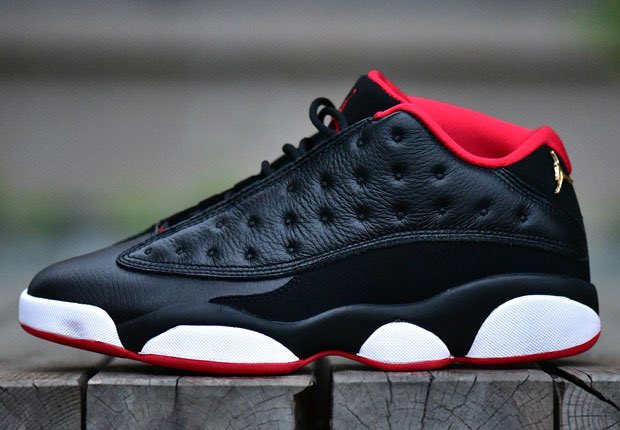 iSasha's tweet photo. There are always sneakers I pass on that later haunt me 😫 #Jordan #13Low #6Infrared https://t.co/NSj2yaP1zD