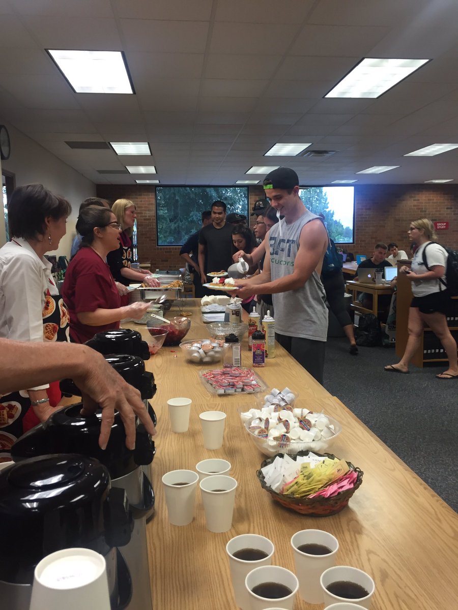 CWULibrary's tweet photo. Waffle time! Follow our snapchat story at cwulibrary for behind the scenes footage! #cwuwafflenight #brookslibrary https://t.co/Sf16bizT2r