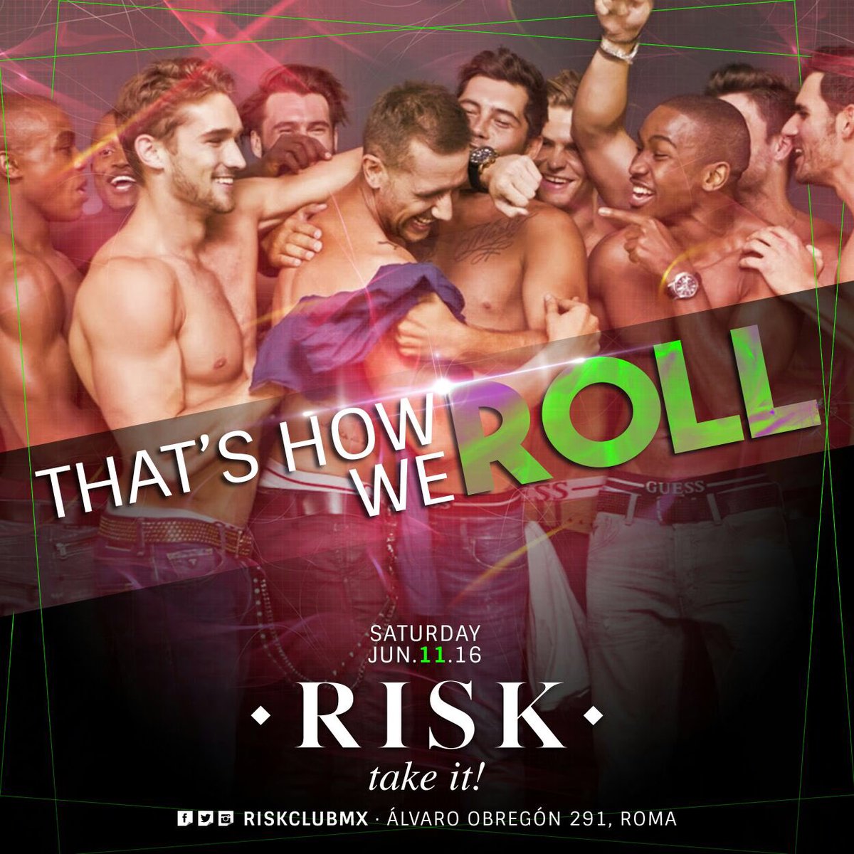 Sueyanez's tweet photo. Junta #RISK y a dormir 👯 https://t.co/TYzr3kwfb8