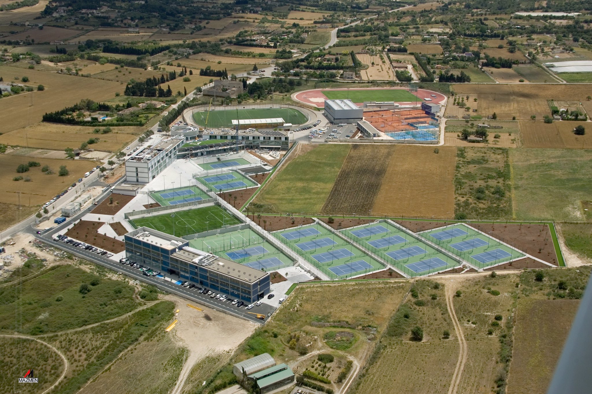 José Angel Blanco on Twitter: "La Rafa Nadal Academy by ...