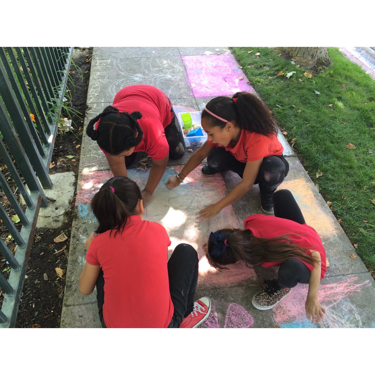 Outdoor art session!🎨
