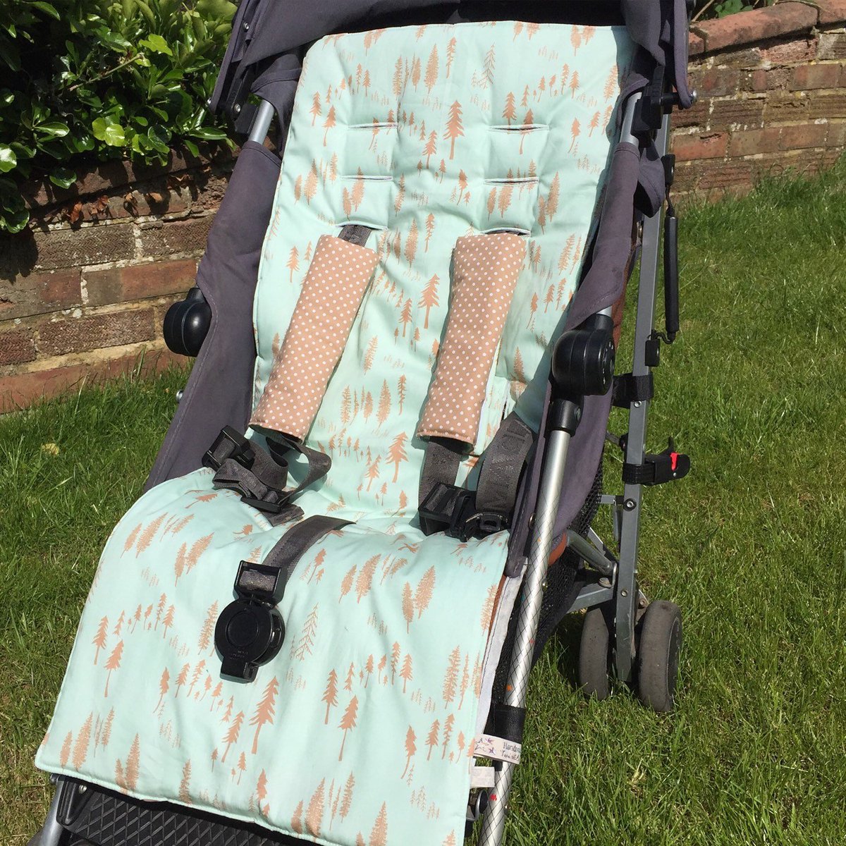 TTBabies's tweet image. Hello Bear Pram Liner - Pushchair Buggy Stroller - Universal Fit - Wo… tuppu.net/e29adbc6 #Interiors #HelloBear