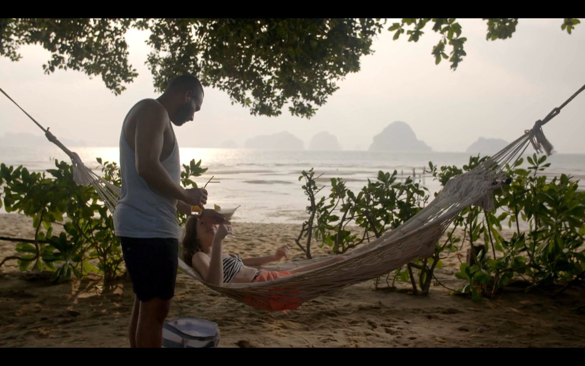 Nina gedraagt zich raar vindt Bing #GTST #vrijdag