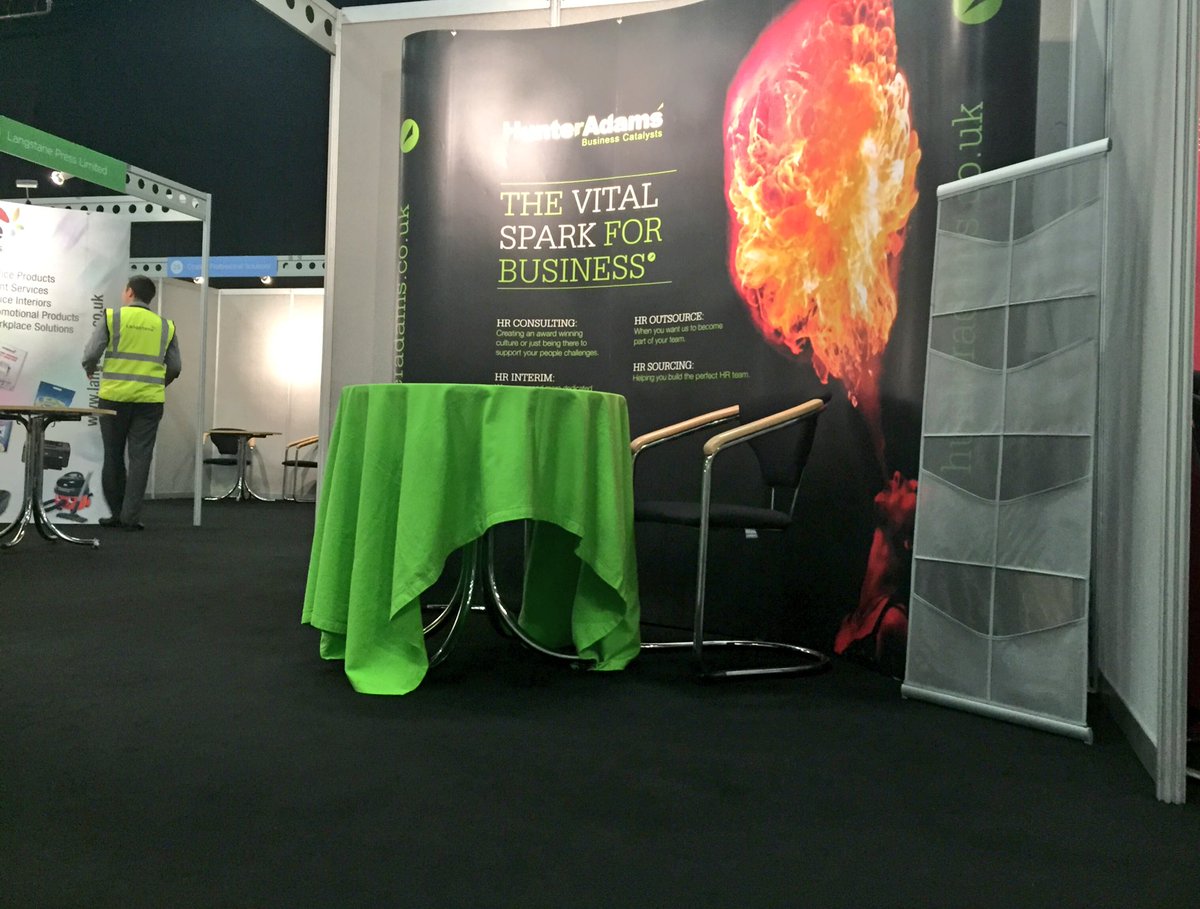MearnsJo's tweet photo. Big cheer for organised #TUBS2016 friends @evolvetraining8 @hunteradamsHR @hamptondesign @AGCCevents @chambertalk https://t.co/eTYUjb79bx