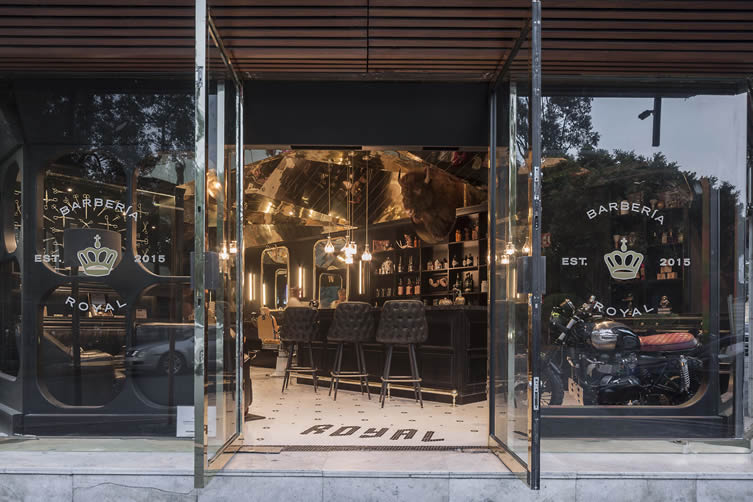 we_heart's tweet photo. Live like a king amid the eccentricity of Mexico City's upscale barbershop, @barberia_royal… https://t.co/iDKb6u5Trg https://t.co/DeN4harWnN