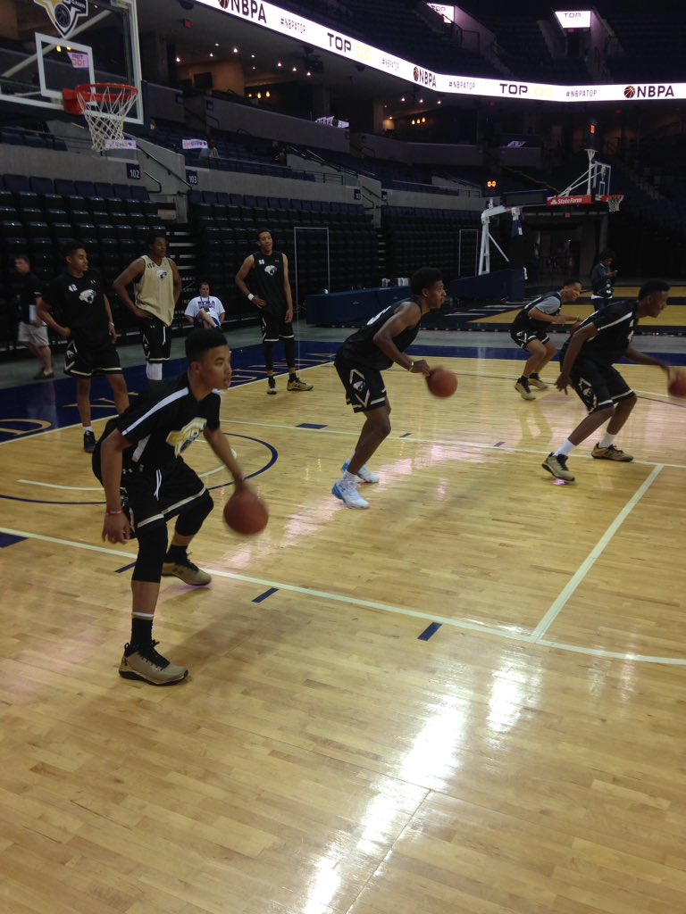 TimMcCormick40's tweet image. First full day @Top100Camp  100 elite HS players, 6 international pls, 20 current/former NBA pls as coaches #ProTime