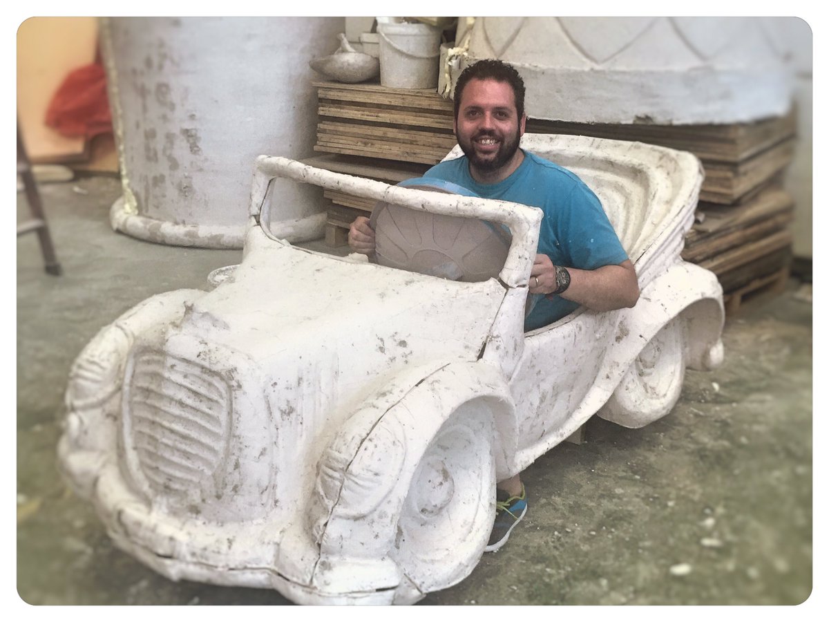 ¿Y si nos vamos ya a plantar a #Alicante? #ganas1000 #hogueras2016 #fogueres2016 #desdeeltaller <a href="/HogueraCAltas/">H. Carolinas Altas</a>