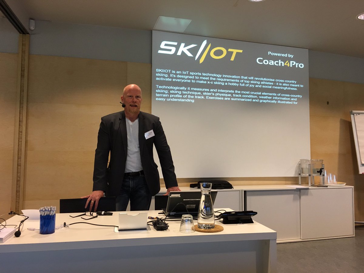 PetteriA's tweet photo. Marko Höynälä sharing the story of #SkiioT #vttsportsanalytics https://t.co/lEhgG6Wqxe