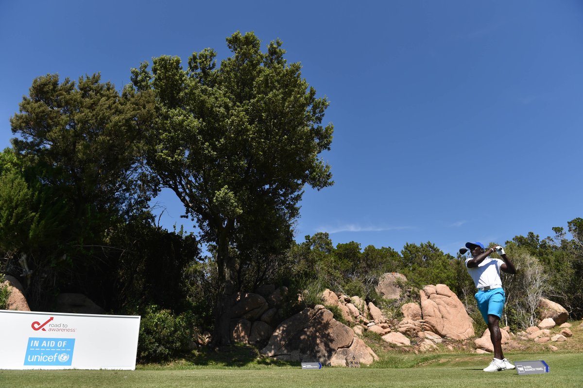CSInvitational's tweet photo. We're raising funds in aid of @Road2Awareness this year @CSI_golf and you can help too: https://t.co/8XCqX1iTra https://t.co/d0CLlavBH0