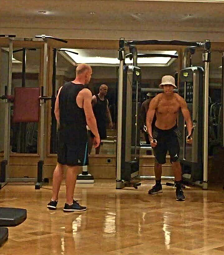 TeamJagonyaAyam's tweet photo. No days off 💪#GoSean https://t.co/ueUUYnKWNL
