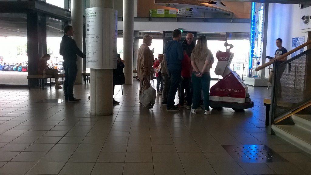 Students of <a href="/jankolkmeier/">Jan Kolkmeier</a> and me conducted pilot study w/ many children for @COMMIT_nl project #R3D3 <a href="/NEMOamsterdam/">NEMO Science Museum</a>