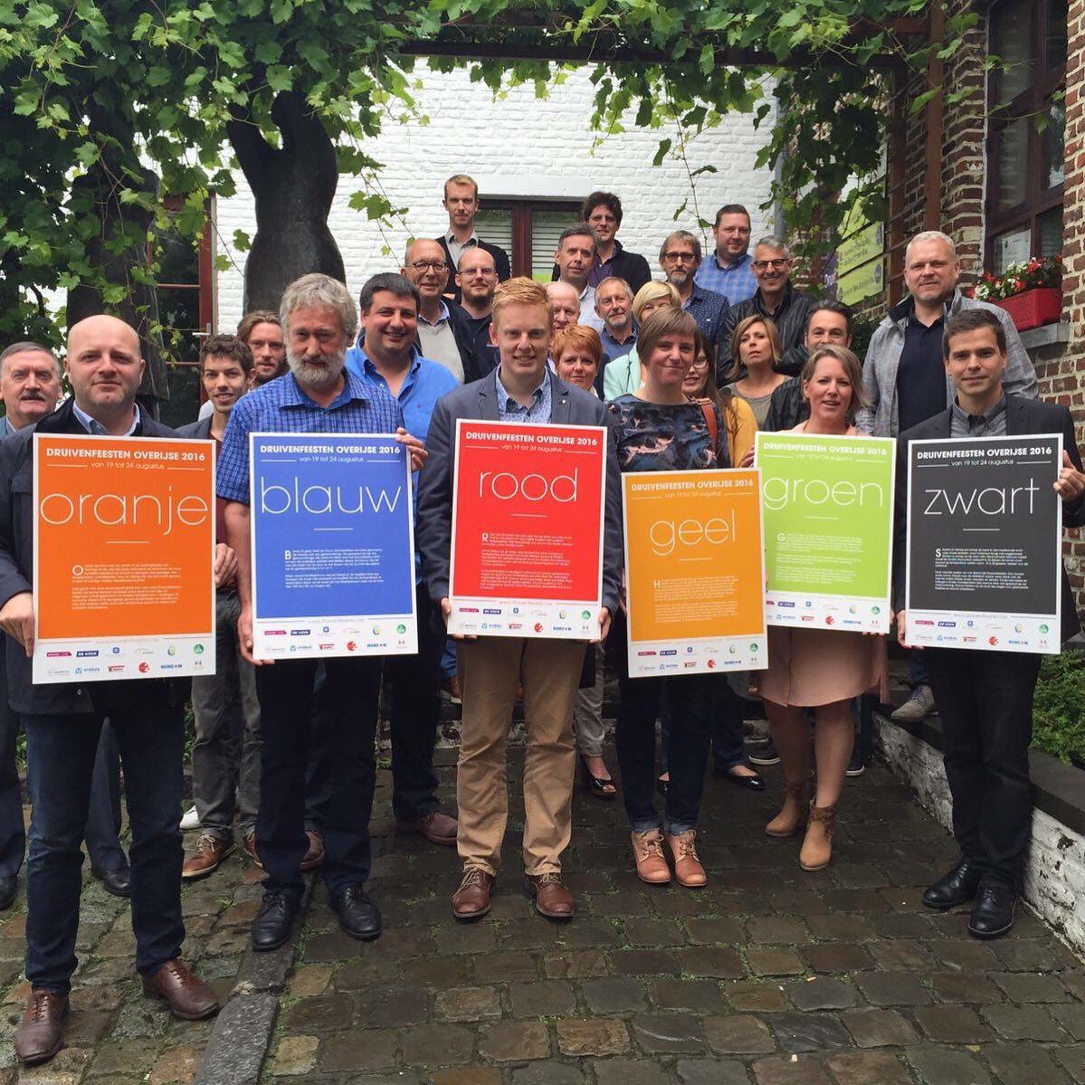 druivenfeesten's tweet photo. De persconferentie van de #Druivenfeesten zit er op!  Dank aan alle sponsors om ook deze editie weer kleur te geven! https://t.co/FKk5GcohDw