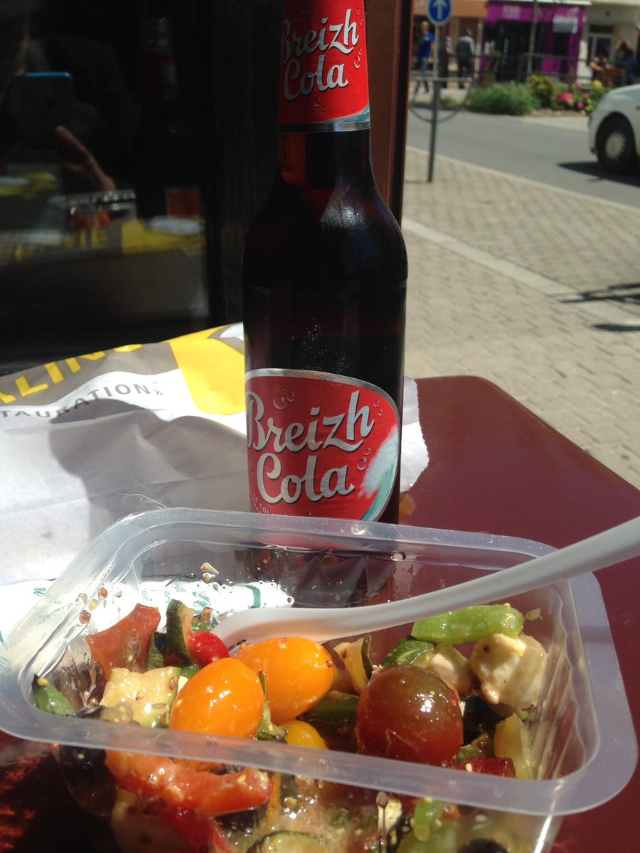 lefaucheurpat's tweet image. Du soleil et un @BreizhCola_ que demander de mieux ....... #pauserepas #Breizh