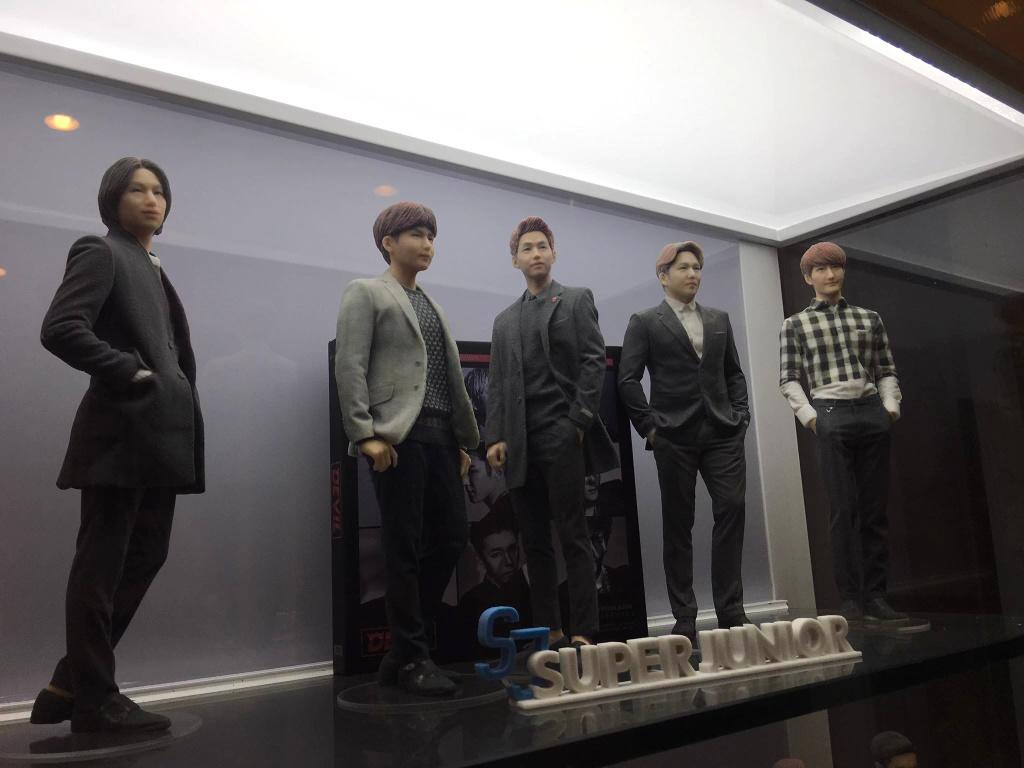SUPERELFS06's tweet photo. There's 2 versions of SJ wax figurines
©elfninida https://t.co/eB78Cp6N8Y