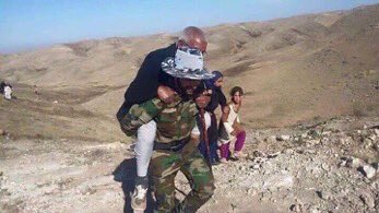 murt941's tweet photo. الاعلام الداعشي يقولون الجيش والحشد يقتلون الناس هاي شوفوهم شلون يقتلوهم لابو كل إعلامي حقير 
#حشد_السيستاني_اوجعهم https://t.co/VWY5tOXaM8