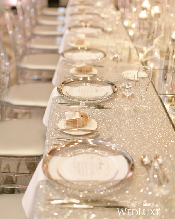 PerfWeddings's tweet image. Sequin linens and #silver-rimmed chargers create a dazzling #placesetting