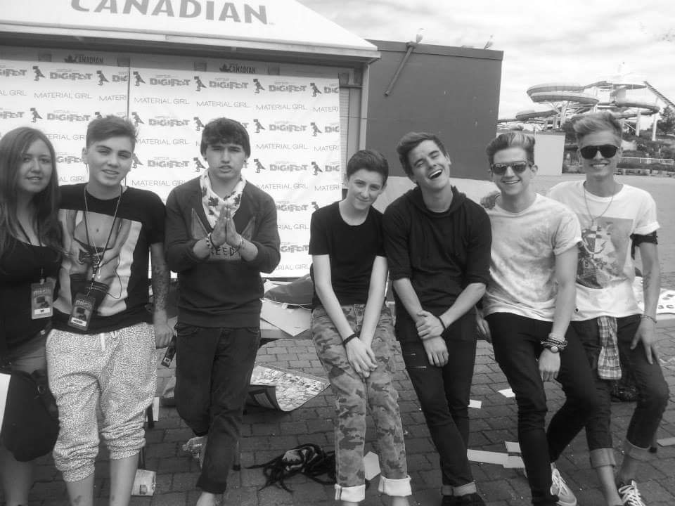 brianadeiuliis's tweet photo. 2 years ago yesterday. I miss these guys! #sampottorff #jccaylen #trevormoran #connorfranta #rickydillon #kianlawley https://t.co/knyzG49vds