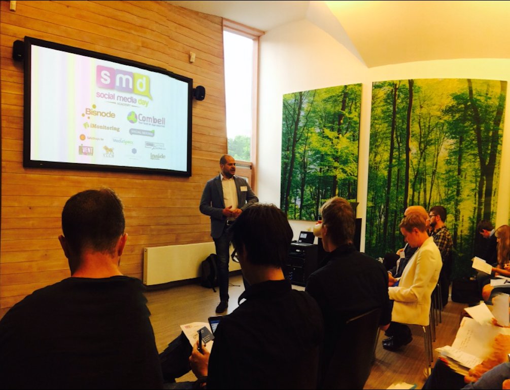 Learning the latest trends in Social Monitoring and Social ROI @ #smdayBE #neverstoplearning