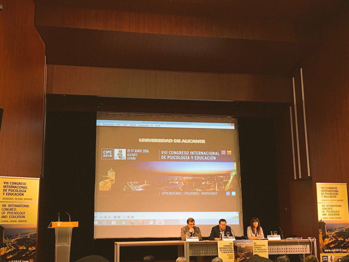 COnTic15's tweet photo. Estamos d congreso!!!! @cipe2016 @FEPTS_UdL https://t.co/4mXqpJpDry