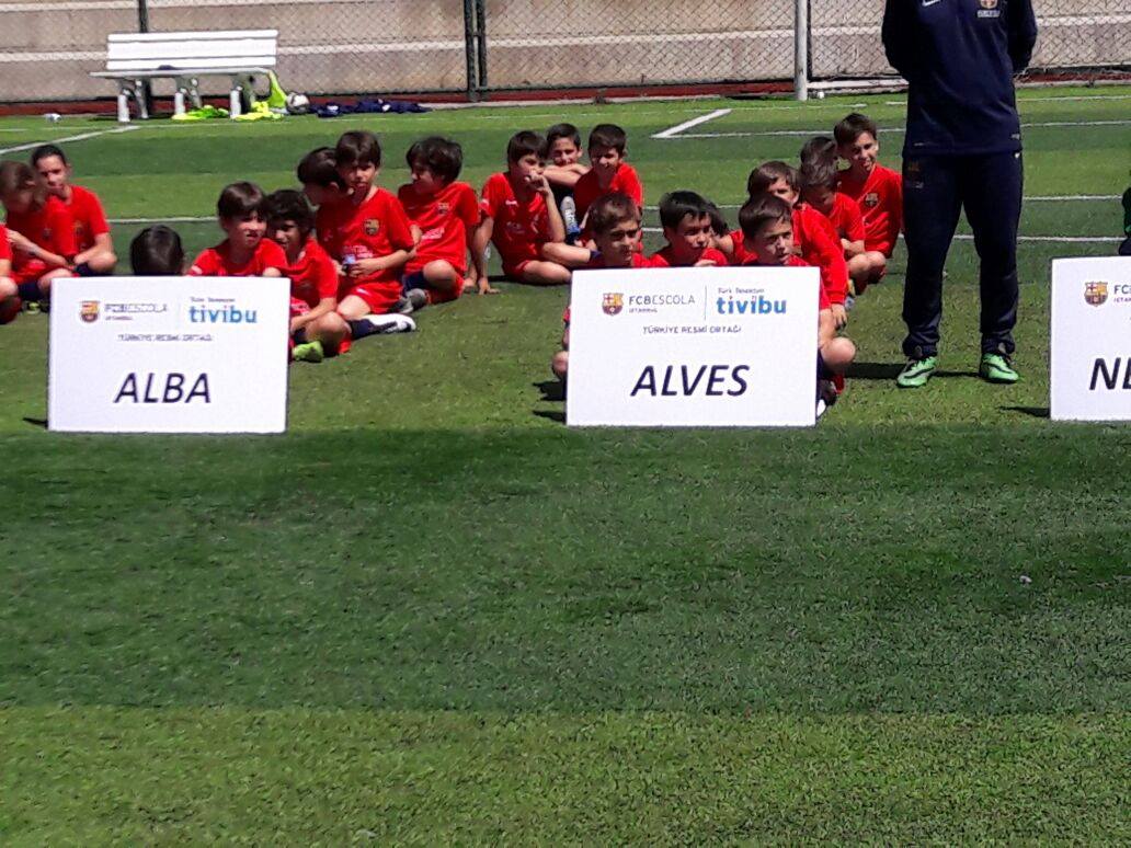 2015-2016 Barcelona futbol altyapısı sezon sonu katılım töreni ve diploma takdimi... #barcelona