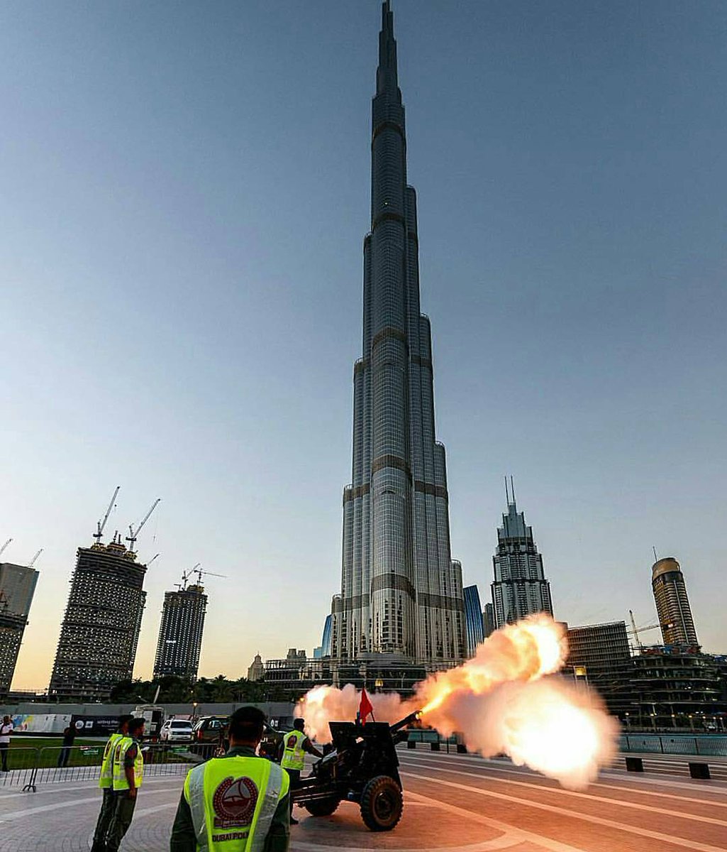 DubaiTrends's tweet photo. The #Ramadan traditional cannon firing in front of #BurjKhalifa. Something old and… https://t.co/owOyeUW9U9 https://t.co/0F4e3kSnZY
