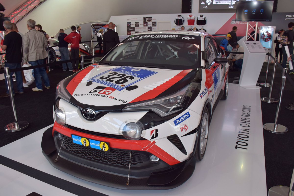 Toyota Gazoo Racing Lemans24 サルト サーキットのイベントエリアにあるtoyota Gazoo Racingブースもオープン コックピット搭乗体験やタイヤ交換など様々なイベントを楽しむことができます Lemansjp Lm24jp