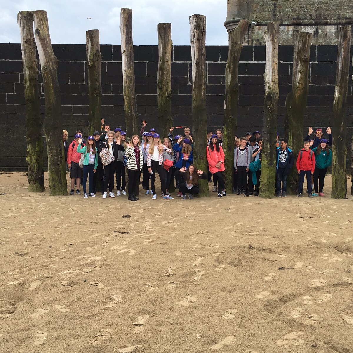 CN_ChateauBTrip's tweet photo. @CastleNewnham St Malo beach unusually deserted - hoping for the sun a bit later! https://t.co/imaeclyL3N