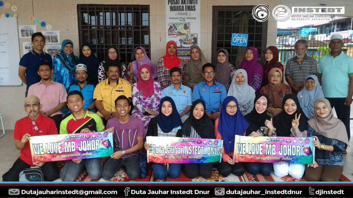 DJInstedt's tweet photo. [15 Jun 2016]
Alhamdulillah selesai sudah perjumpaan bersama Ahli Jawatankuasa PAWE Parlimen Pasir Gudang. ☺ https://t.co/6CaEaQqHW4
