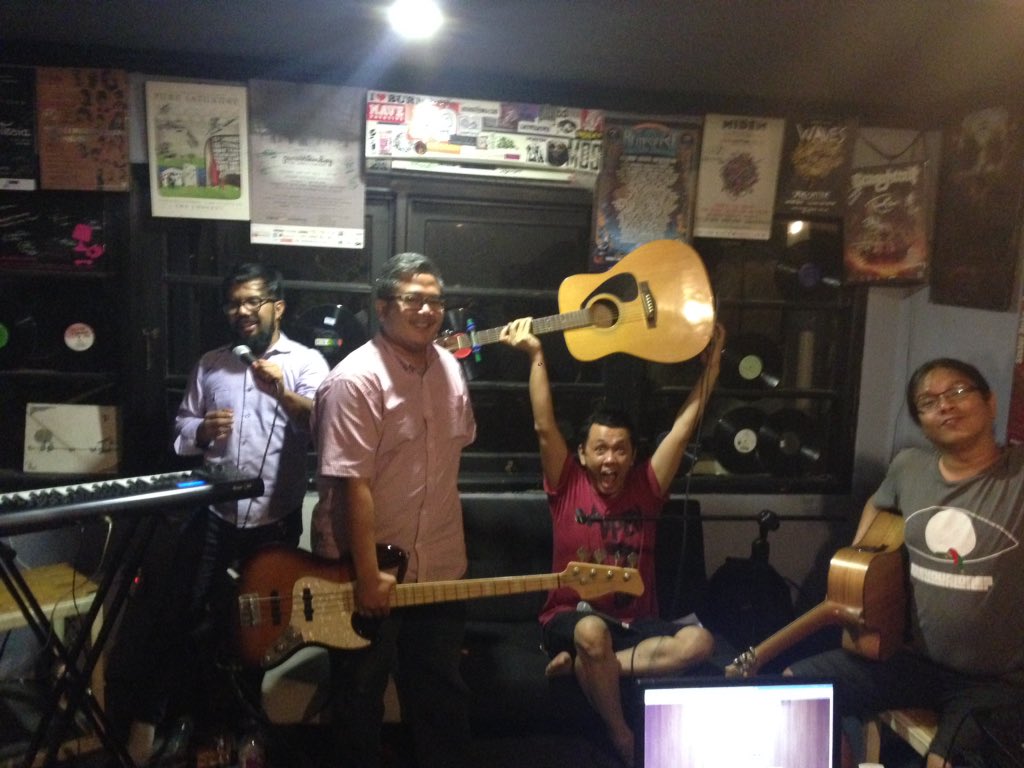 Ini dia abang-abangan <a href="/MaxHavelaarID/">Max Havelaar</a> yang udah siap ngebajak demajorsradio.com diprogram #SABOTAGE