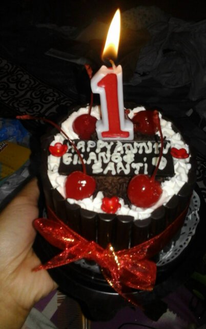 Semoga apa yang diharapkan dapat terwujud :*({}) . Longlast and romantic ({})