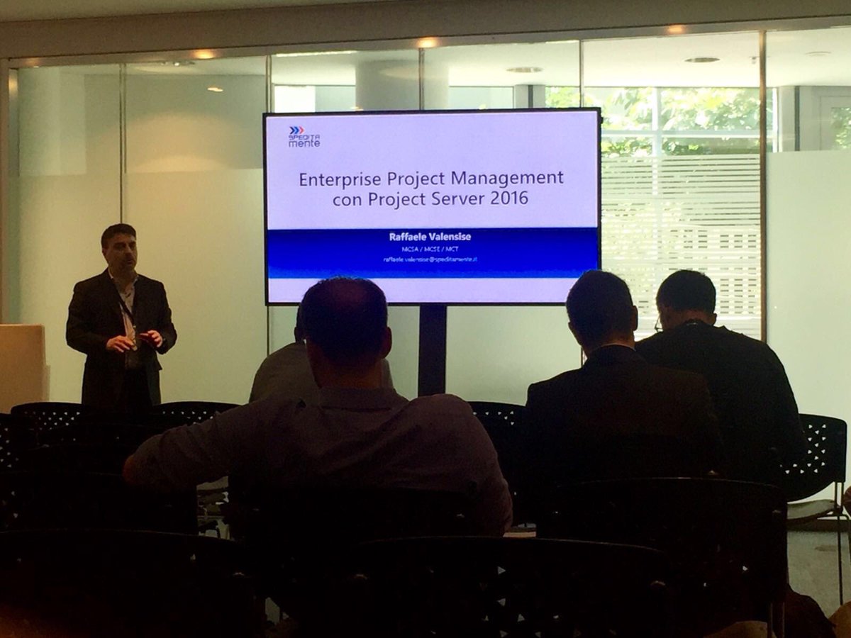REVOBYTE_'s tweet image. Raffaele Valensise di Speditamente ci parla di #ProjectServer2016