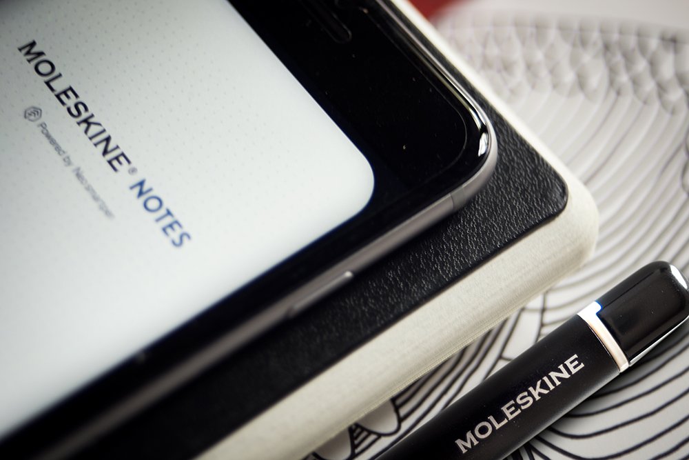 TechMetaphors's tweet image. #Moleskine Moleskine Smart Writing Set : l’écriture intelligente pour l’ère numérique - arttechmetaphors.net/moleskine-smar…