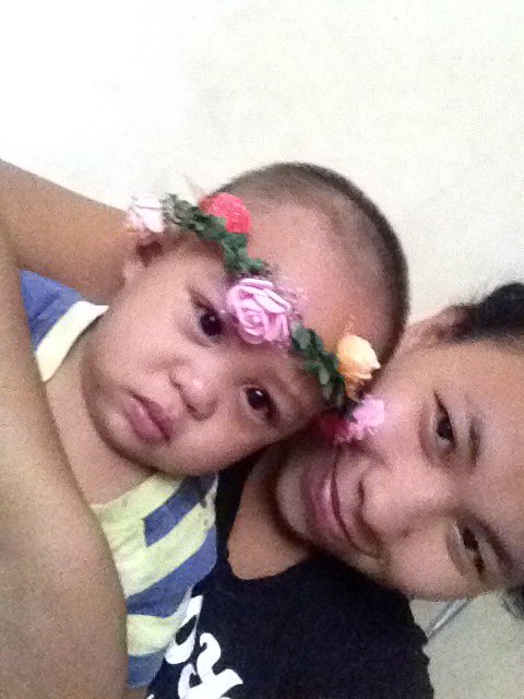 Maipedss's tweet photo. I just love teasing babies! Wahahaha loveyouu opawww 😍😘👶 https://t.co/7F8z1Og8ti