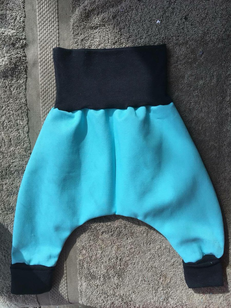 bboucanFR's tweet photo. Sarouel : 23€ dispo
#cousumain #bébé #sarouel #bleuturquoise #coton #mode #fashion #faitmain #BBoucan #MadeInFrance https://t.co/TMPLJFt9eF