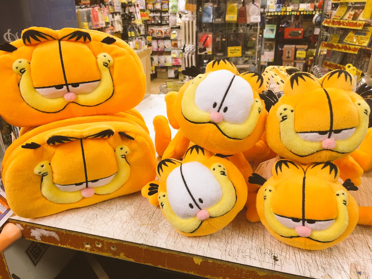 ガーフィールド、ぬいぐるみ系グッズたくさん入荷しました〜！愛おしい！