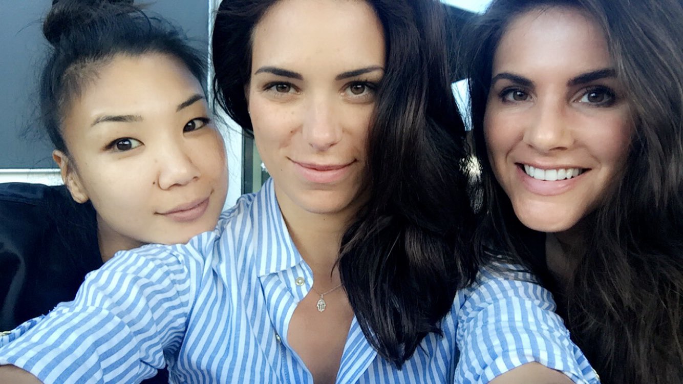 my babychen Janine is visiting from Germany, and my heart is so happy! 💕💕💕💕💕 https://t.co/FJWqquIJiy
