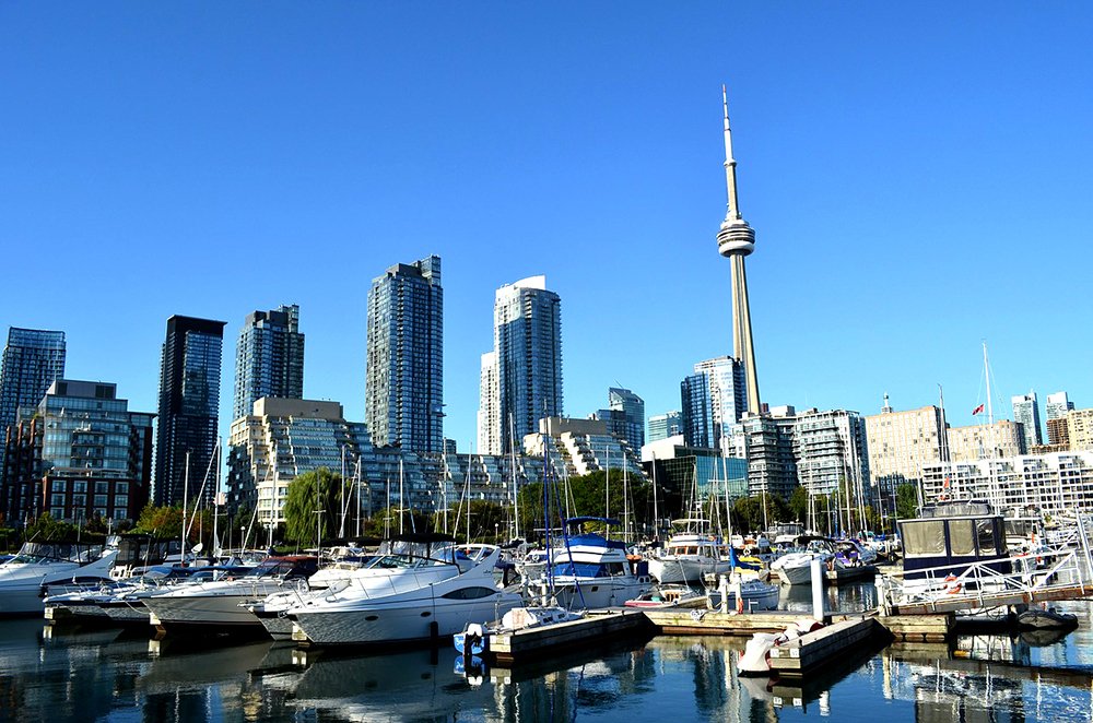 DublinAirport's tweet photo. Win 2 return flights to Toronto with @airtransat – just follow us &amp; retweet a competition tweet to enter #DUBToronto https://t.co/hOM6g80tGf