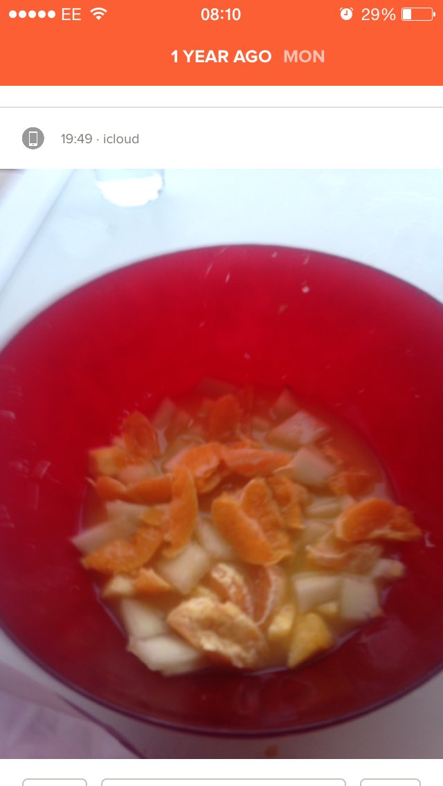 veeves87's tweet photo. @AndrewSmyth @tomhughes_11 @KyleDougReed @LauraAppleby17 @nattate1 a year since the worlds worst fruit salad https://t.co/QWiUOF3SVd