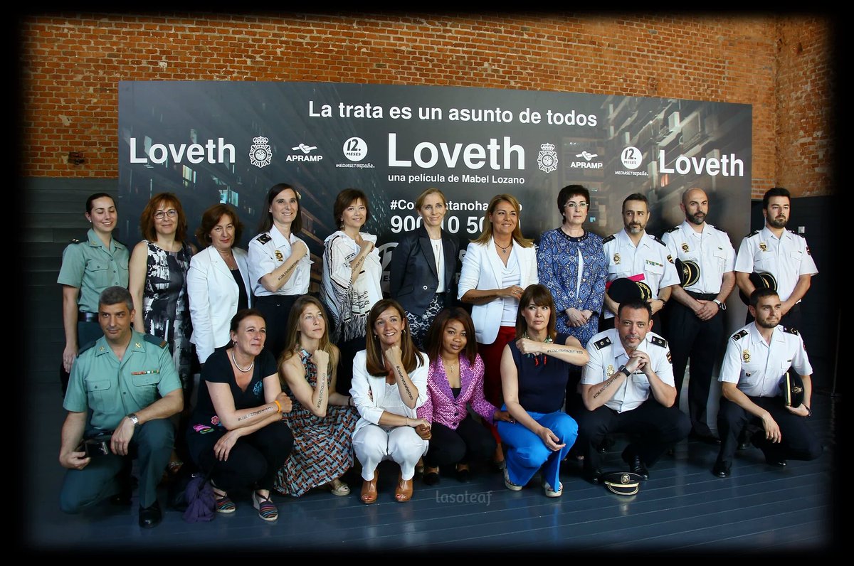 CORAO68's tweet photo. "Una mujer puede ser tu niña tu princesa pero nunca tu juguete" Unamonos a @LozanoMabel @APRAMP @12_meses  #Loveth https://t.co/wyjvt4RjBA
