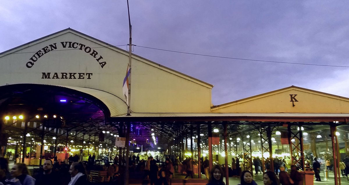 BecTelford's tweet photo. Love Melbourne and what better on a chilly winters eve .. than the night markets ! https://t.co/hW7abiUR64