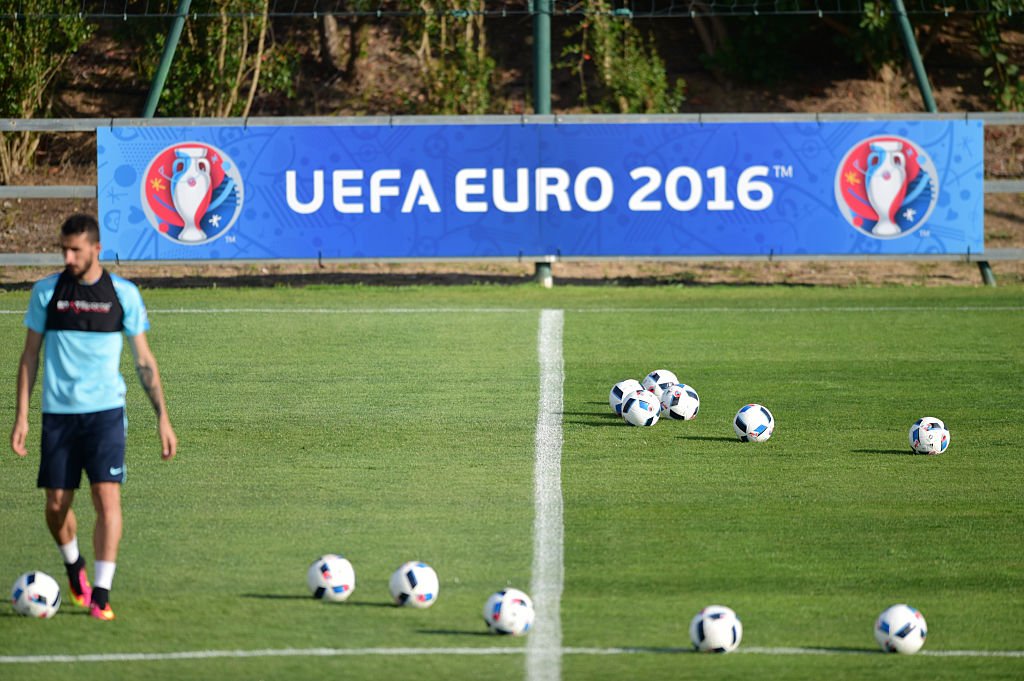 UEFAEURO tweet picture