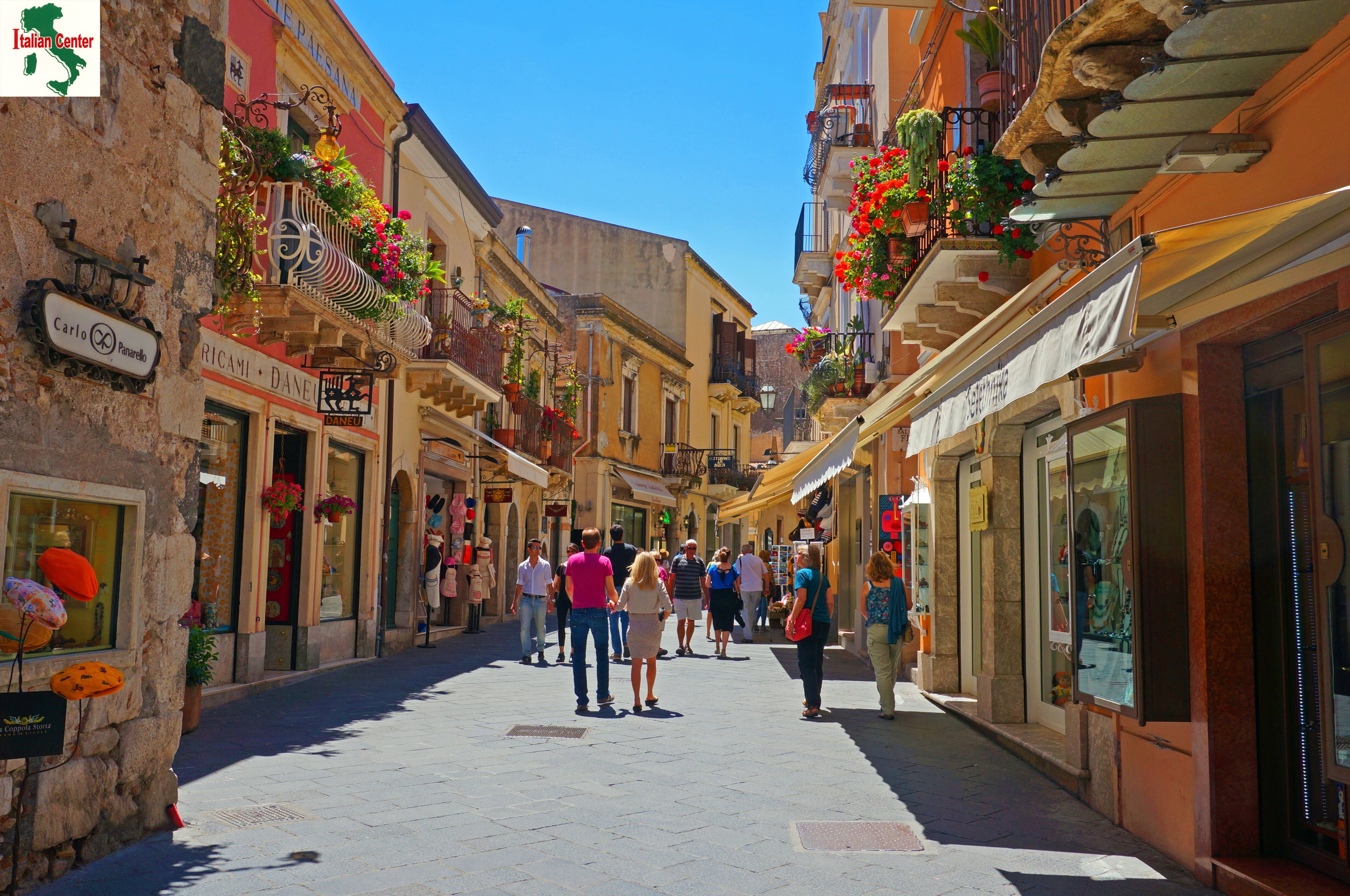 تويتر イタリアン地中海センター على تويتر 絶景に出会う旅 洗練された高級リゾート タオルミーナ 南イタリア シチリア島旅行専門店 イタリアン地中海センターが創る旅 T Co Afklc2xkla タオルミーナ サミット シチリア島 個人旅行 T Co C3r22wwloe