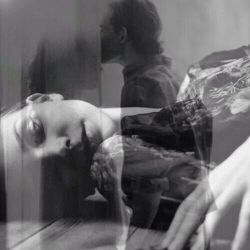 __brightstar's tweet image. Dentro di me esisti #inUnModo che mi atterrisce.
#Grossman 
#avverbi