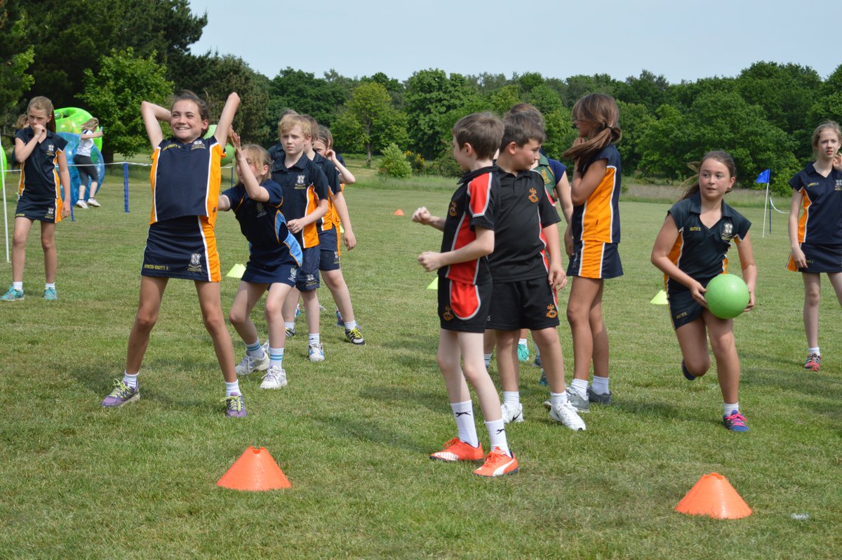worksopcollege's tweet photo. Great opportunity for team building and friend building...fun-packed 'new Portland House' Sports Day! https://t.co/zzxRm6wLWd