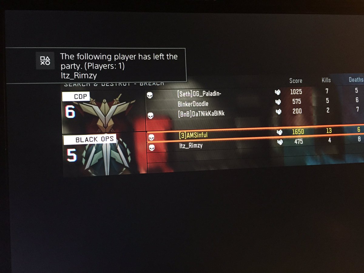 Devistaterr's tweet photo. Did a 2v3. Couldnt clutch up in the 1v1 https://t.co/wgVViyRY4k