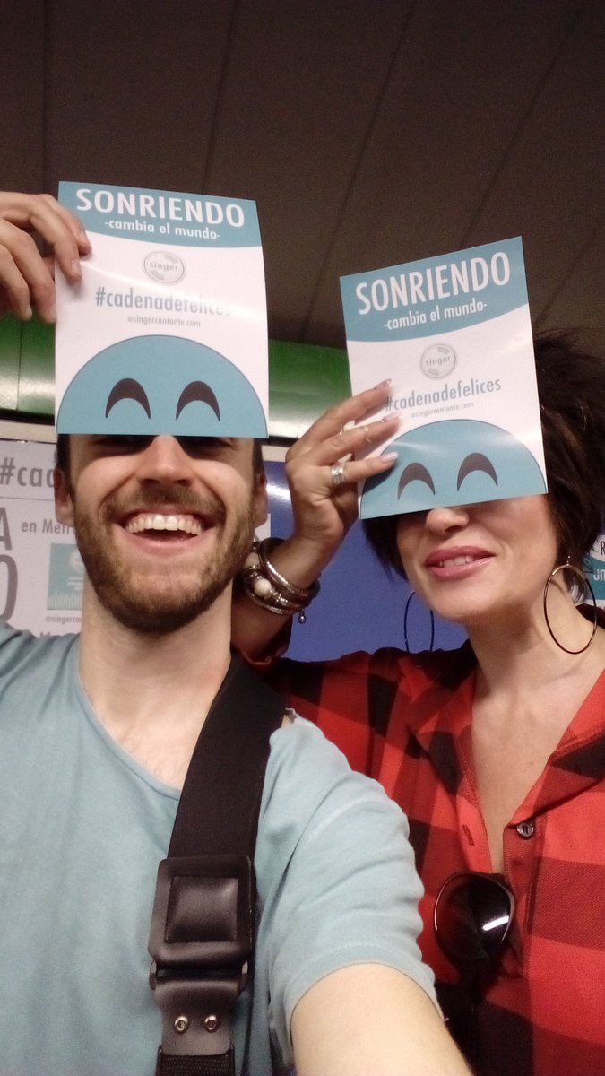 singercantante's tweet photo. Hora 5. Hour 5. #Día100 #Day100 #CadenaDeFelices #TheHappyChain #MetroDeMadrid #Chueca
https://t.co/OstPhIdtGI https://t.co/ZgRcZ7ijyG