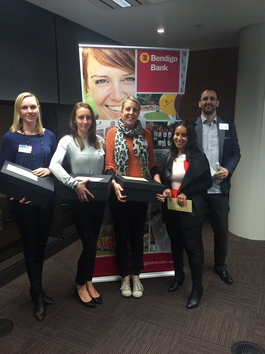 vicchamber's tweet photo. Congratulations to our door prize winners tonight and thank you to our sponsor @bendigobank #VCPFF #SpeedNetworking https://t.co/r9o4VrKhE2