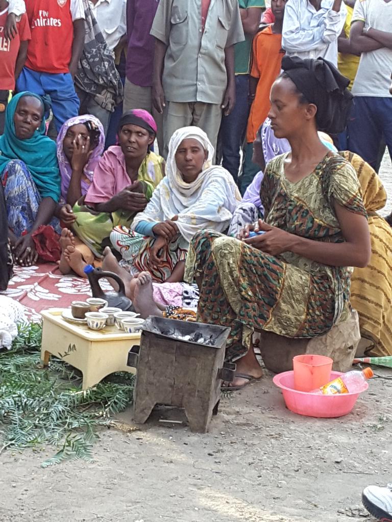 HMASusanna's tweet photo. Strong powerful women nr Ziway  saving together, supporting each other, investing in future, holding up half the sky https://t.co/HhmDdYsVFU