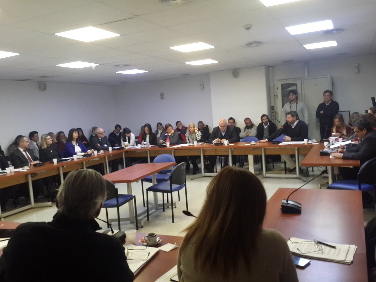 Ahora comisión #Adicciones... con #Sedronar. #DiputadoNacional por #Chubut Santiago Igón toma la palabra.