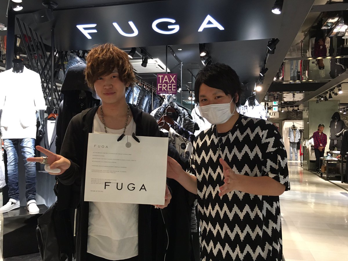 xxneckomariaxx's tweet photo. 東京でいろいろ買ったー
#FUGA渋谷 #CONTROLSECTOR
#109mens #CIVARIZE原宿
#ラフォーレ原宿 https://t.co/tgUPOpXyNI